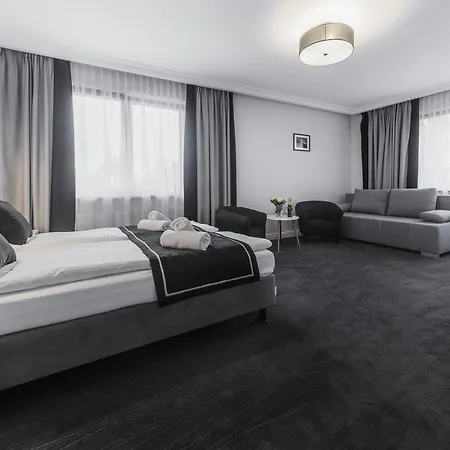 Nocleg ze śniadaniem Feria 3*